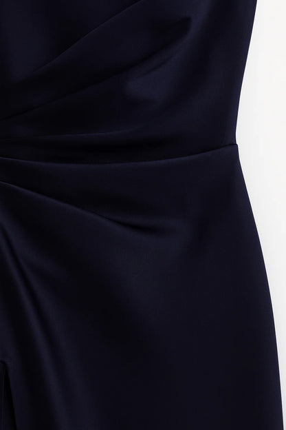 Abito lungo monospalla con drappeggio laterale | Eleganza senza tempo