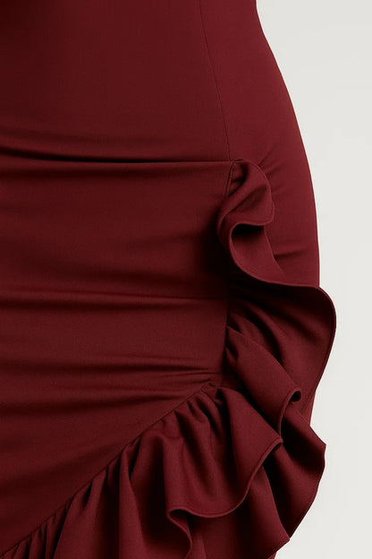 Abito lungo senza spalline con balze asimmetriche | Stile elegante da sera