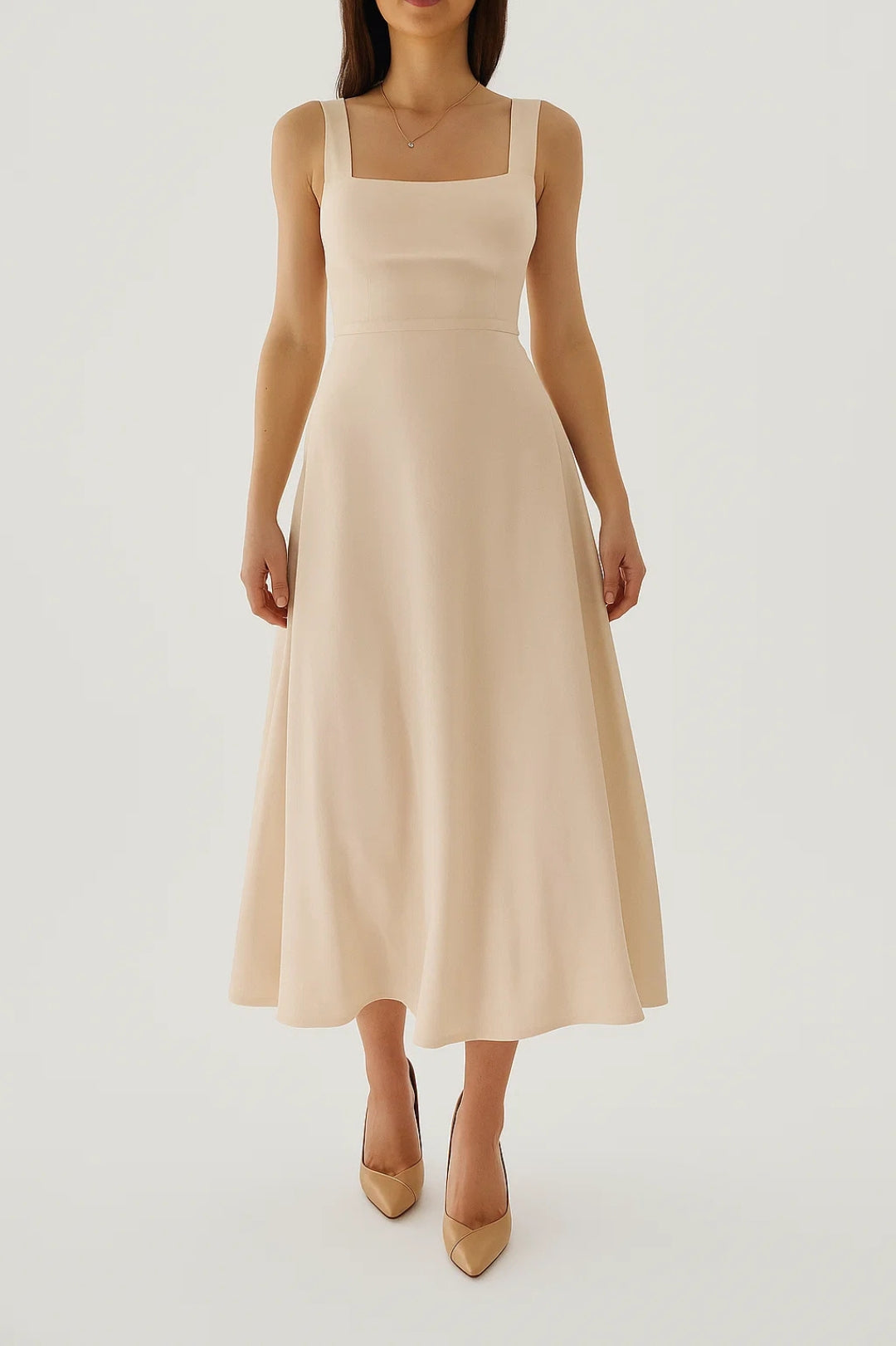 Abito midi con spalline larghe | Scollatura quadrata | Stile elegante e minimale