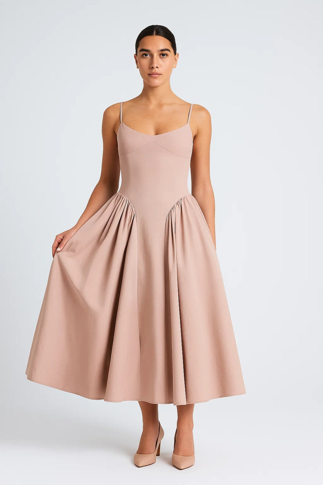 Abito midi con spalline sottili e corsetto regolabile