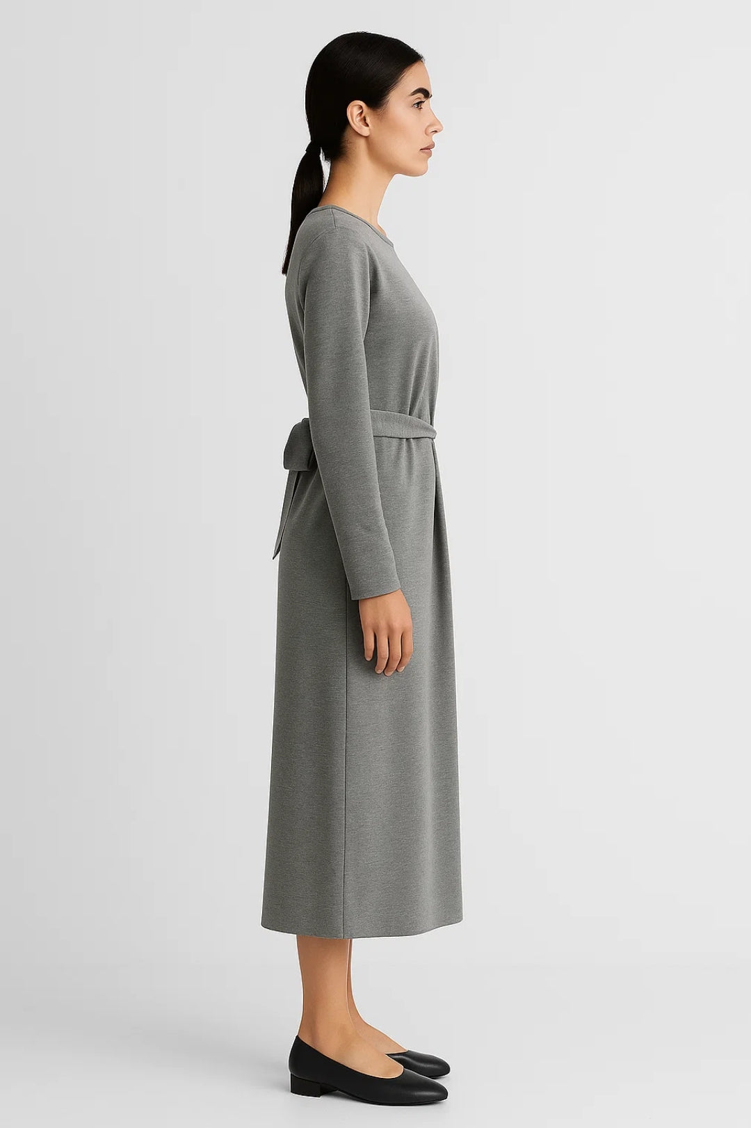 Abito midi in jersey con nodo frontale | Maniche lunghe | Eleganza minimal