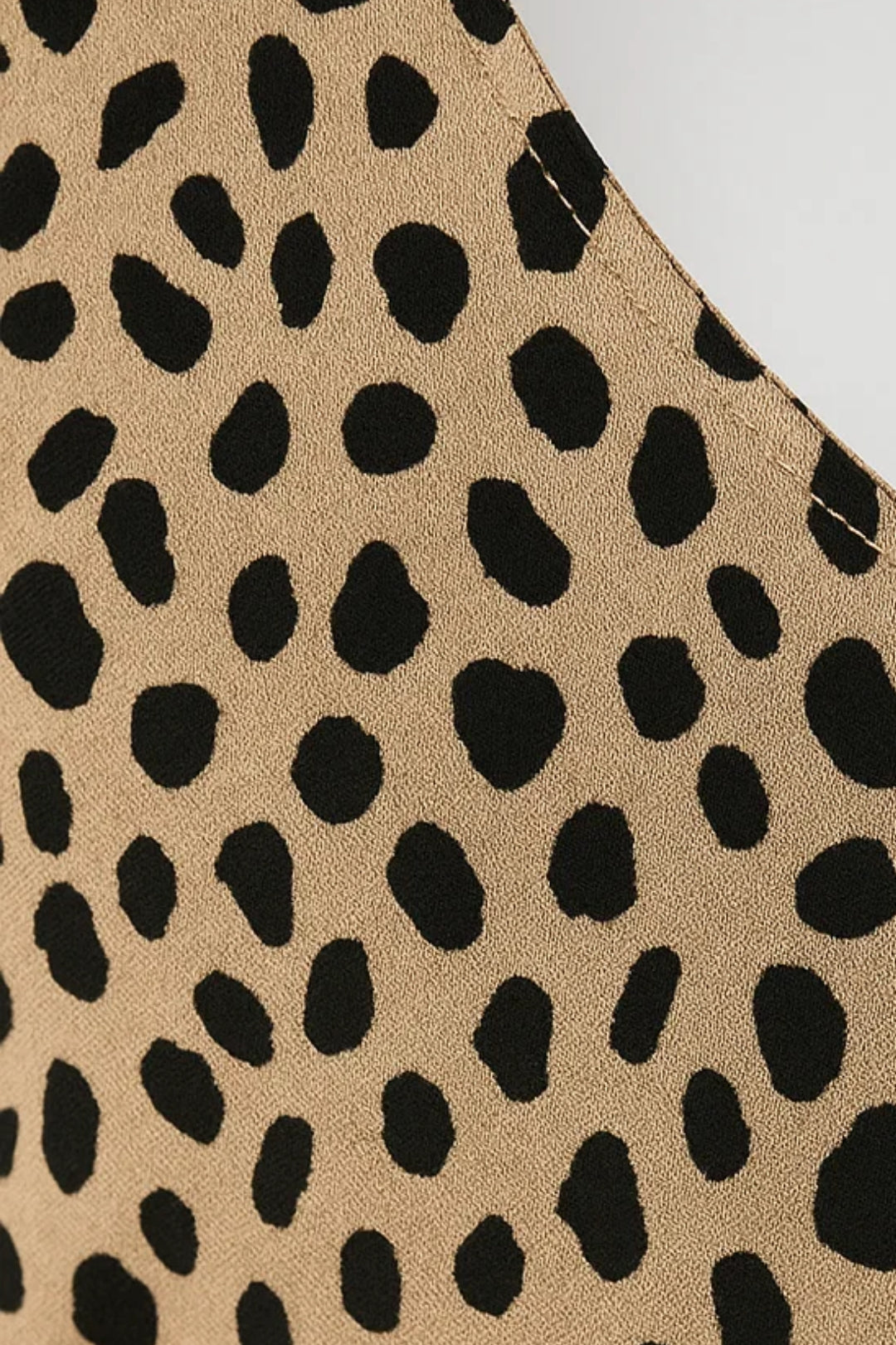 Abito midi leopardato con spalline sottili | Vestibilità fluida