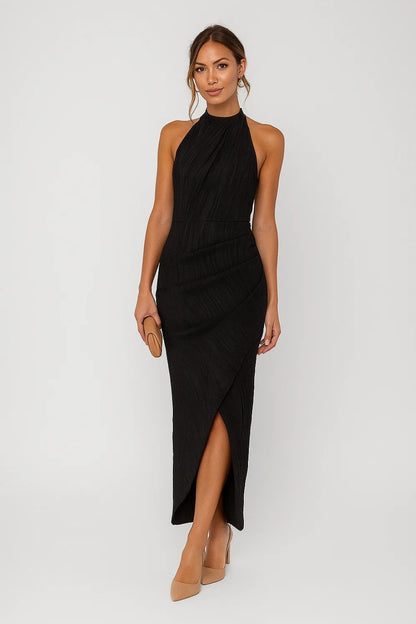 Abito midi plissettato con collo halter e schiena scoperta