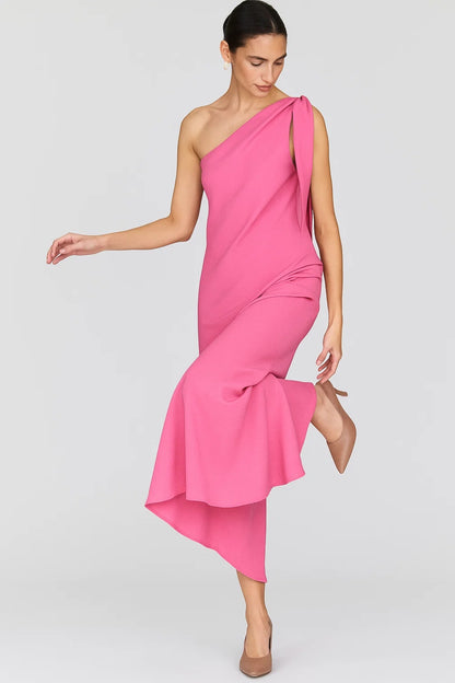 Abito monospalla fucsia con nodo decorativo