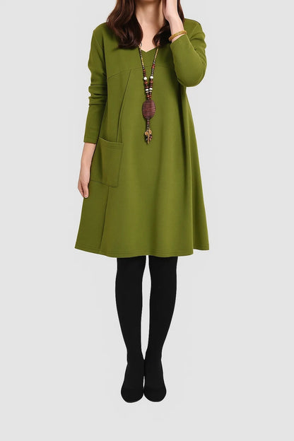 Abito svasato casual con tasca applicata | Maniche lunghe | Comodo e versatile