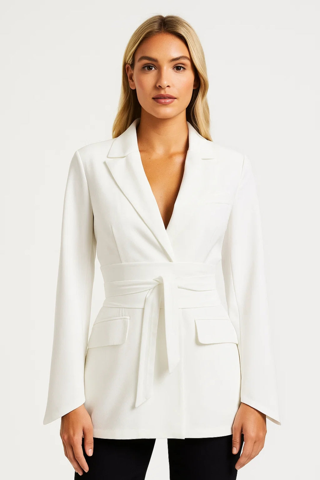 Blazer elegante con cintura in vita e rever classico