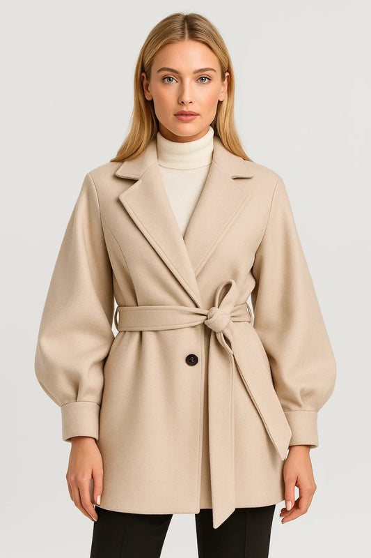Cappotto corto con cintura e maniche a sbuffo
