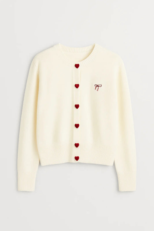 Cardigan con bottoni decorativi a forma di cuore | Design romantico e femminile