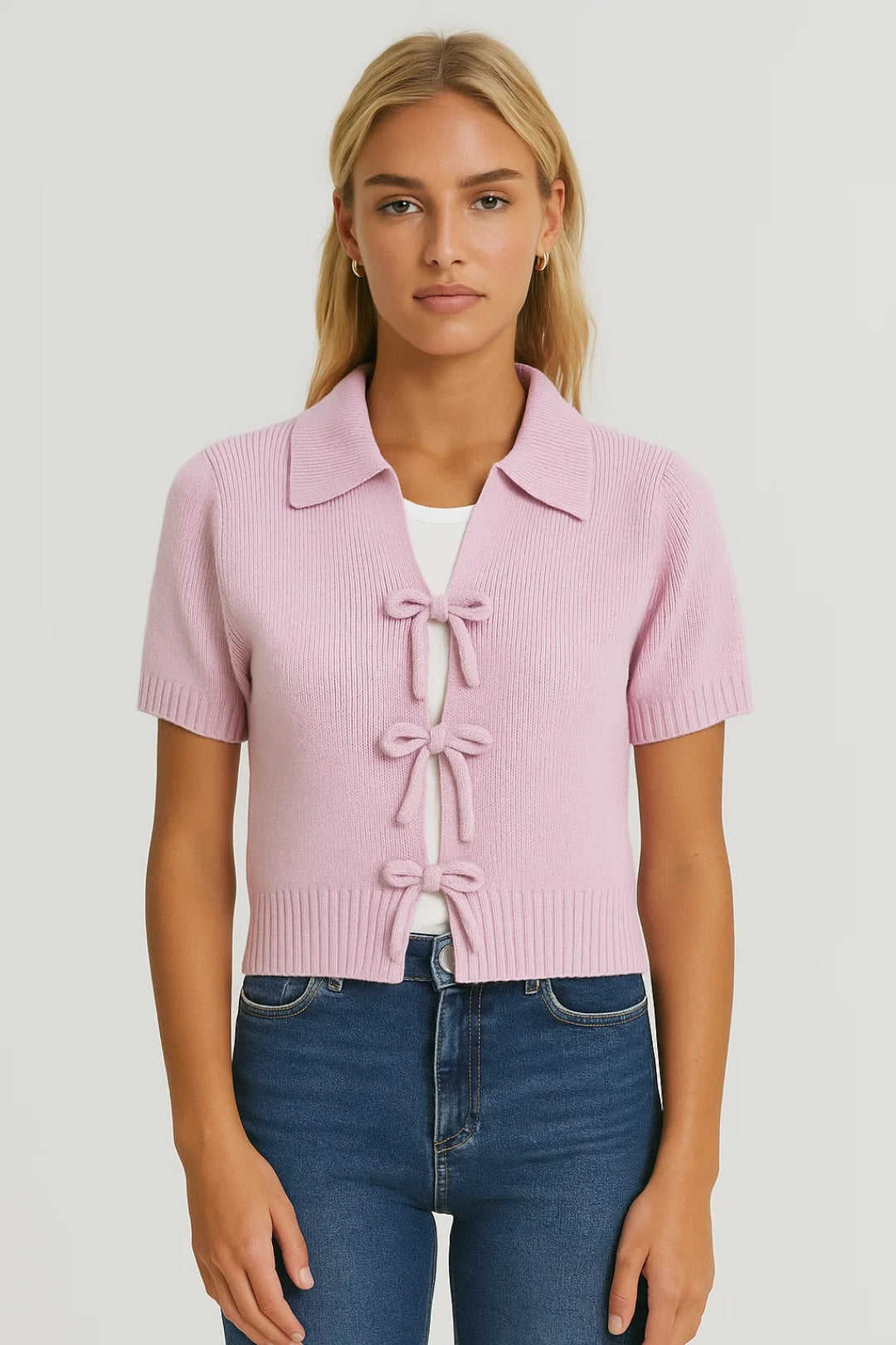 Cardigan corto con fiocchi decorativi