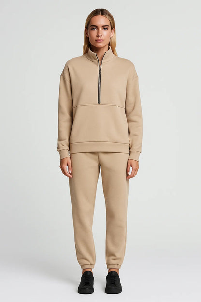 Completo casual da donna con zip frontale | Linea essenziale e comoda