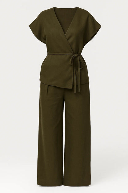 Completo con blusa incrociata e pantaloni ampi | Verde oliva