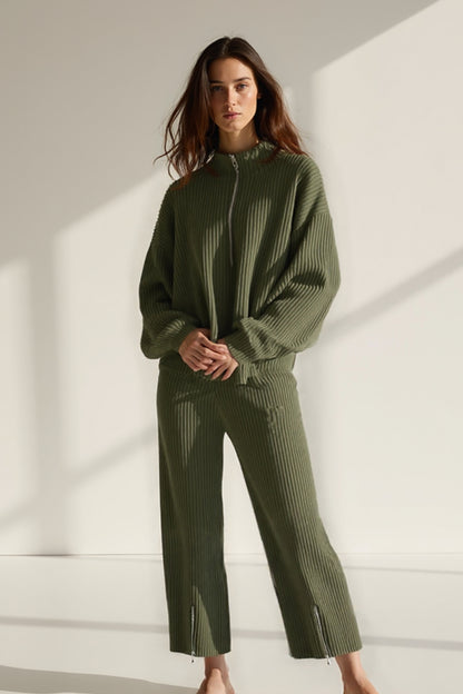 Completo coordinato in maglia a costine con zip | 2 pezzi