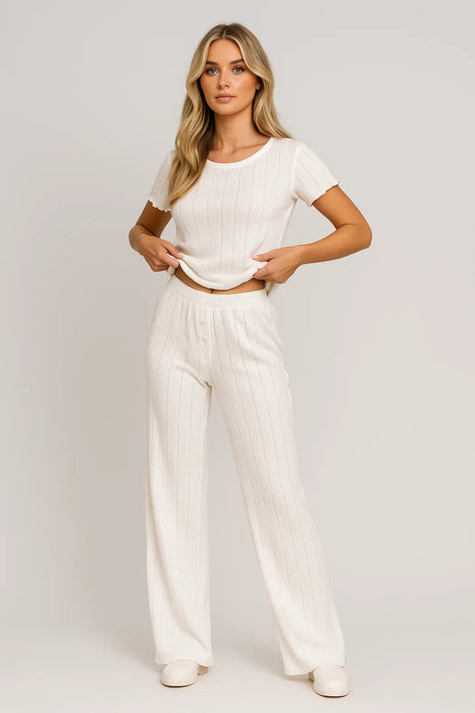 Completo due pezzi a costine con maglia e pantaloni larghi