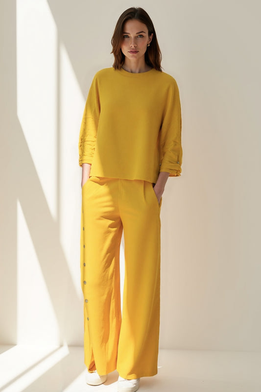 Completo due pezzi casual con pantaloni con bottoni laterali | Maglia a maniche lunghe e pantaloni larghi