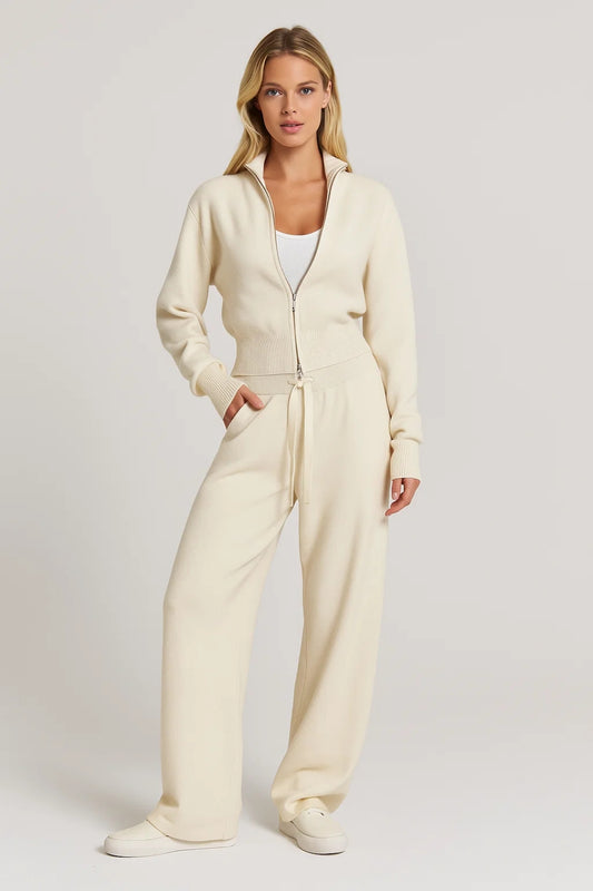 Completo due pezzi con zip e pantaloni larghi