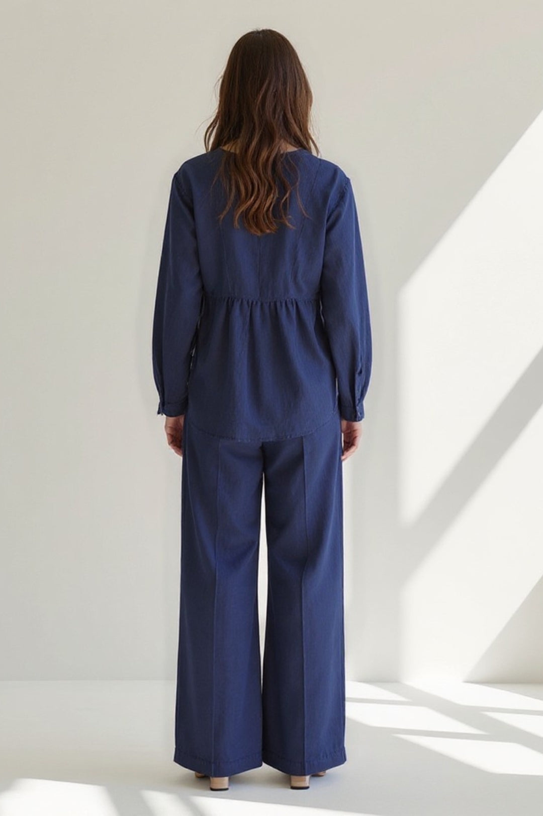 Completo due pezzi in lino traspirante | Camicia con bottoni e pantalone ampio