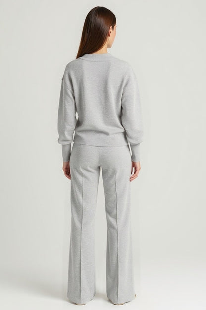 Completo due pezzi in maglia leggera con felpa e pantaloni a gamba larga
