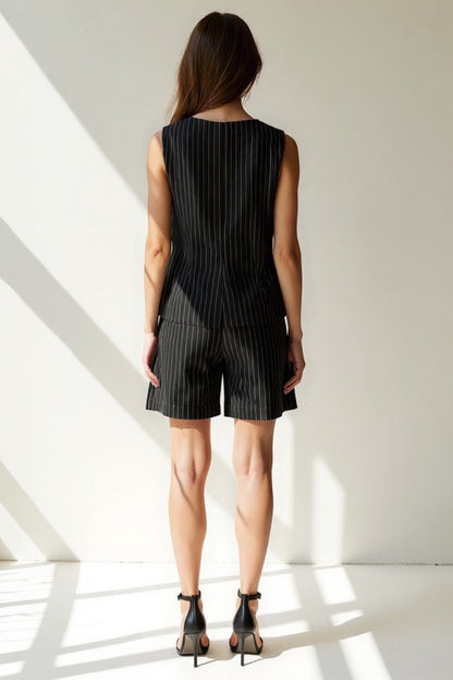 Completo estivo due pezzi a righe | Gilet nero e shorts coordinati