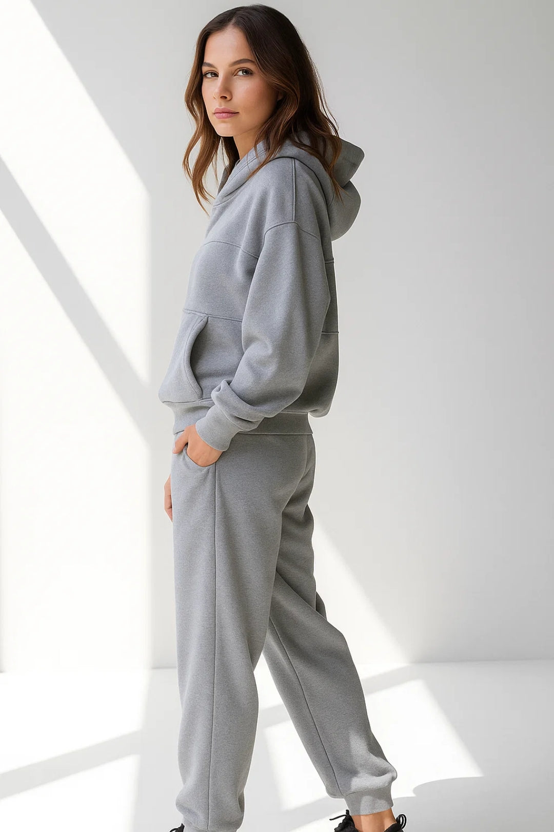 Completo felpato due pezzi grigio | Felpa con cappuccio e pantaloni comodi