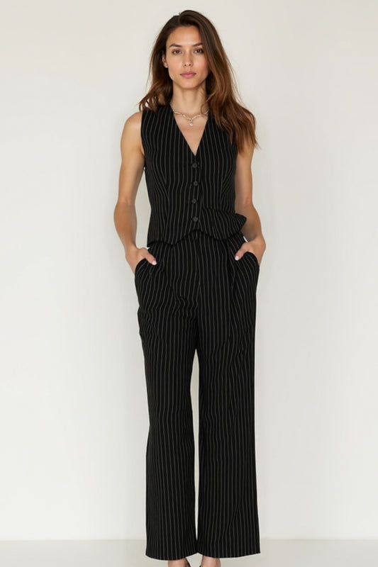 Completo gessato elegante | Gilet senza maniche e pantaloni a gamba dritta