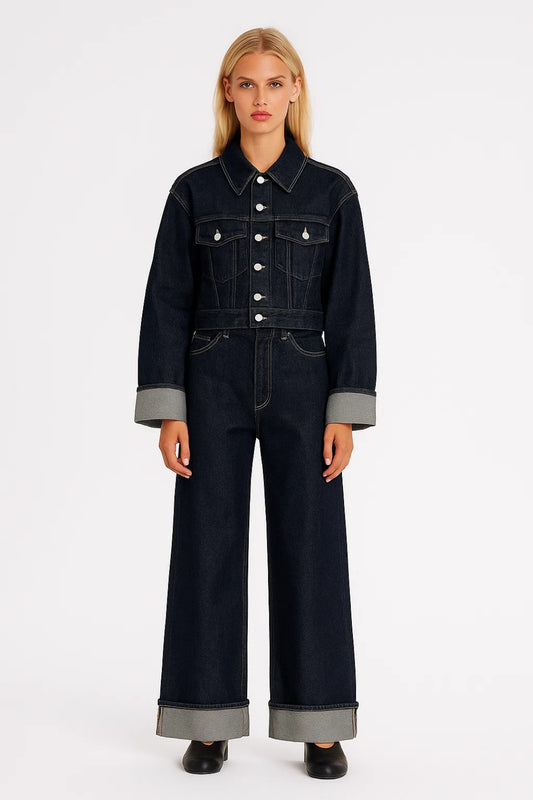 Completo giacca e pantaloni con taglio ampio