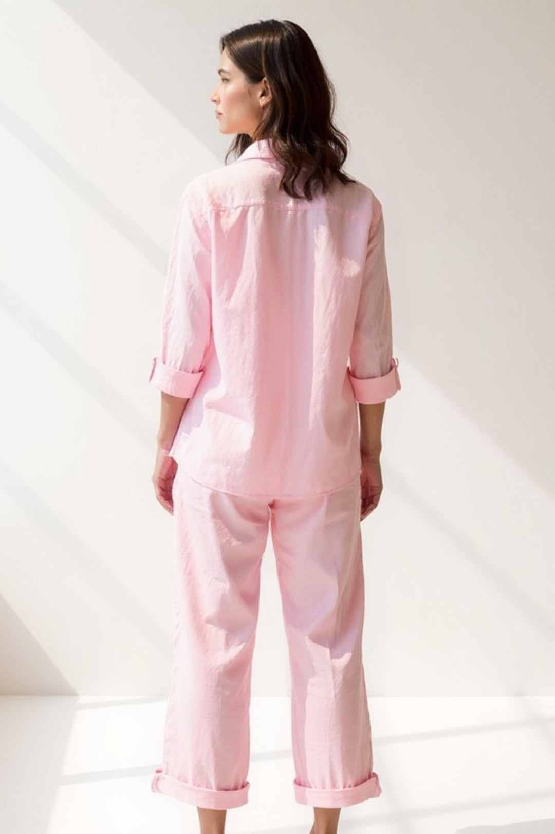 Completo in lino leggero con camicia e pantaloni | Nero o Rosa cipria | Traspirante ed elegante