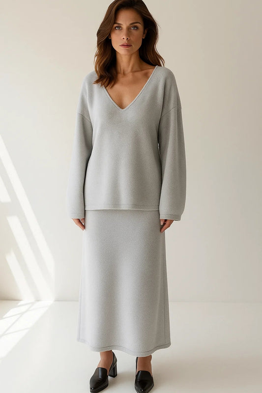Completo in maglia leggera due pezzi | Maglia con scollo a V e gonna lunga