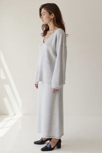 Completo in maglia leggera due pezzi | Maglia con scollo a V e gonna lunga