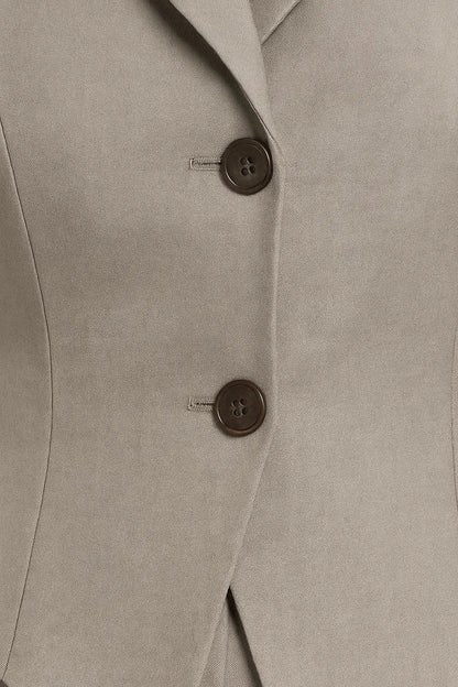 Completo sartoriale smanicato | Gilet con revers e pantaloni eleganti | Grigio chiaro