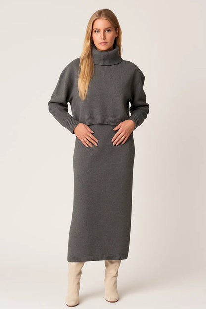 Coordinato maglia e gonna lunga | Collo alto e taglio dritto
