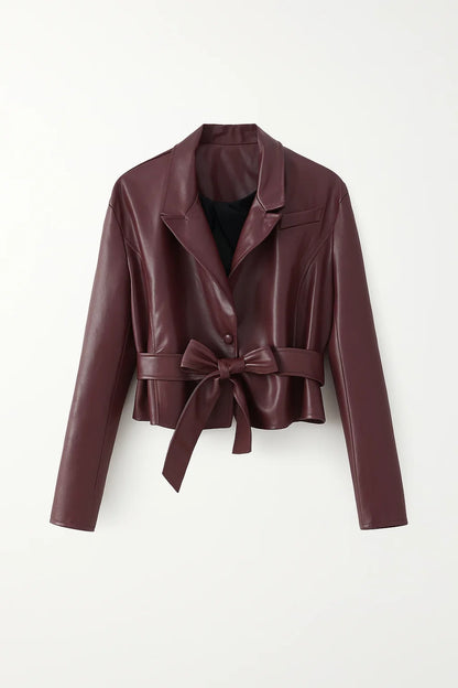 Giacca effetto pelle con cintura annodata in vita