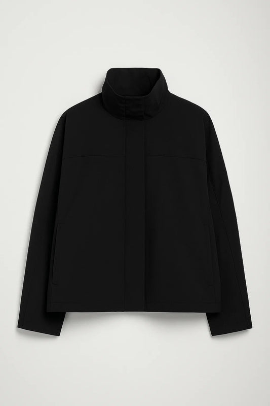 Giacca minimalista con collo alto
