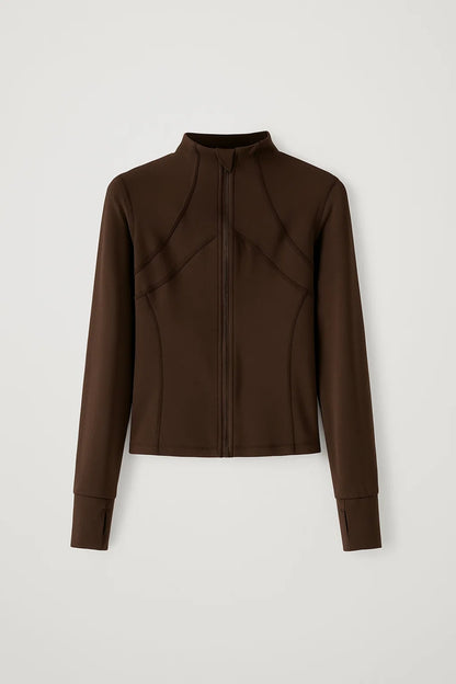 Giacca sportiva con zip e taglio sagomato