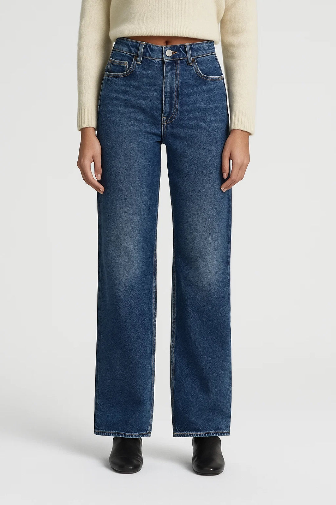 Jeans a gamba larga a vita alta