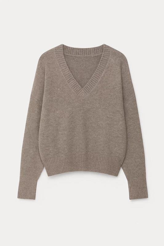 Maglione ampio con scollo a V e finiture a costine