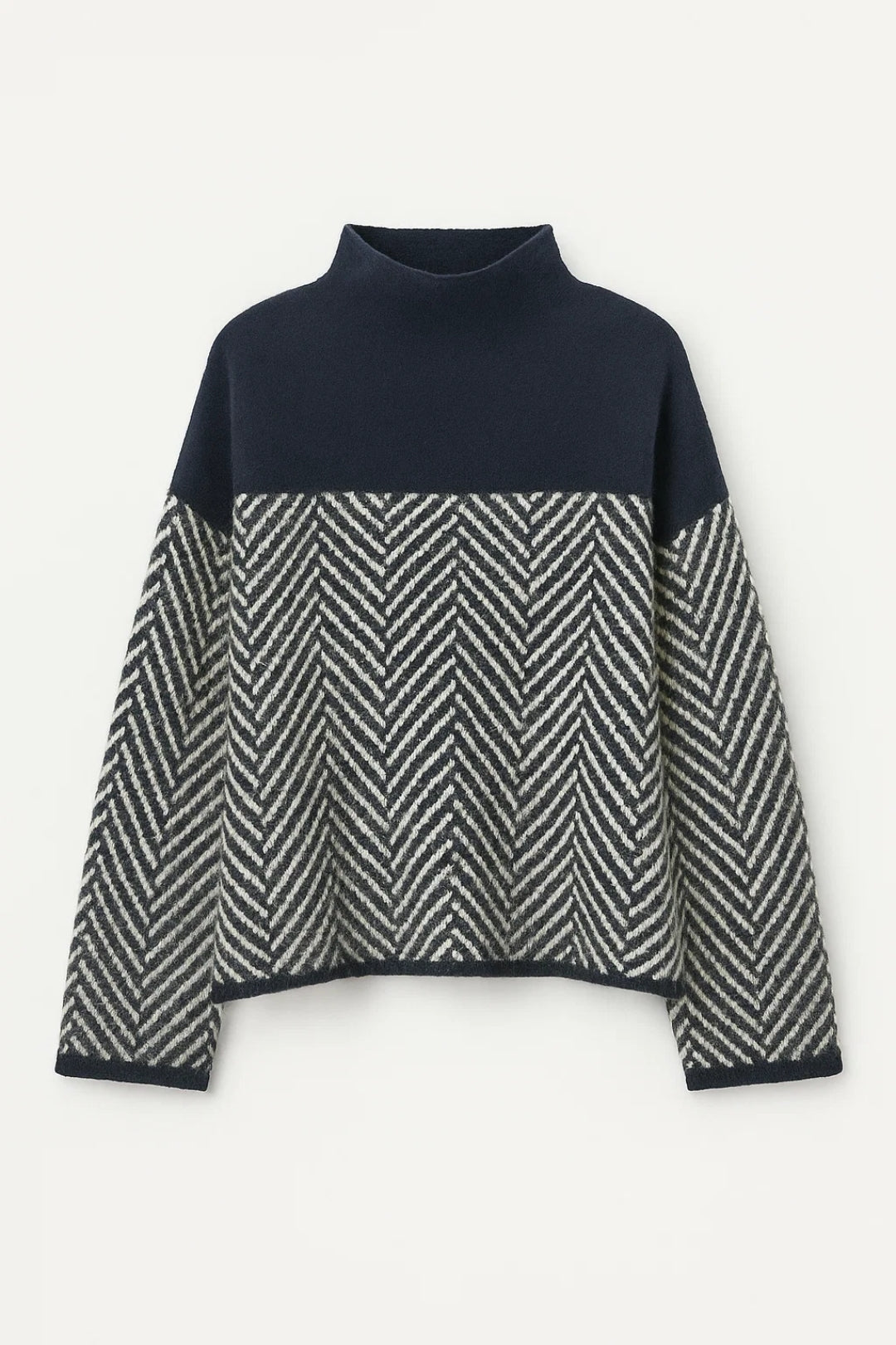 Maglione con collo alto e motivo a spina di pesce