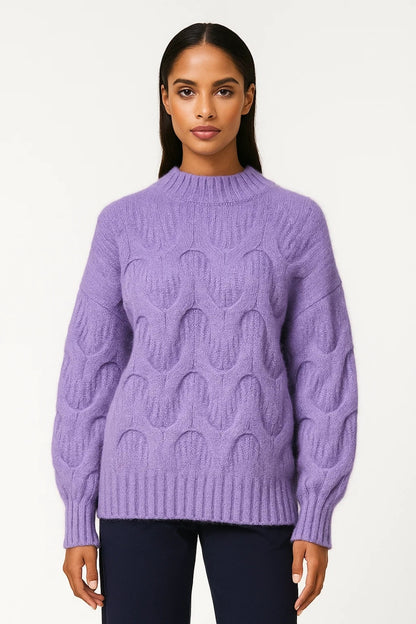 Maglione con lavorazione tridimensionale e collo giro
