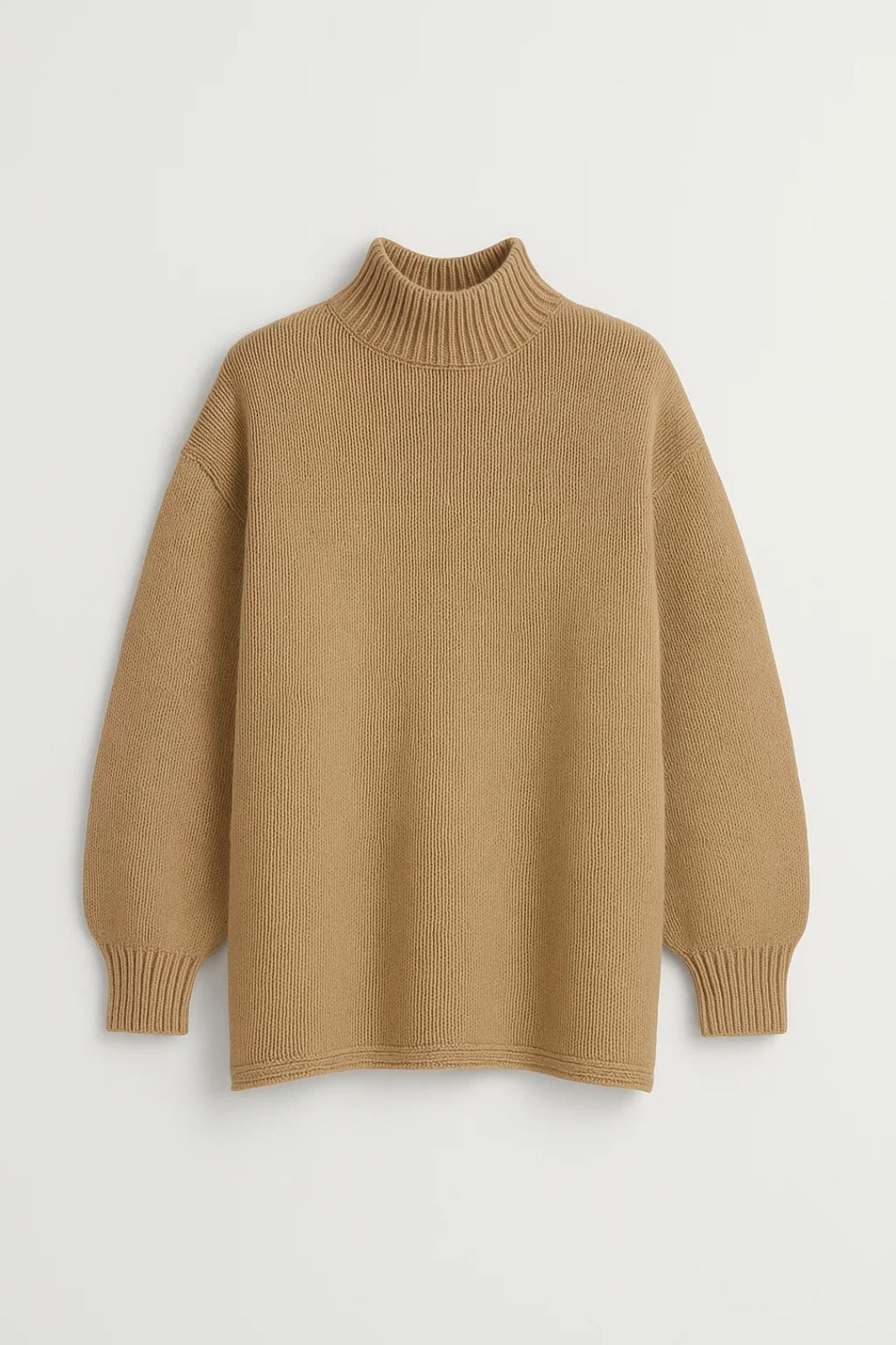 Maglione oversize a collo alto con maniche lunghe