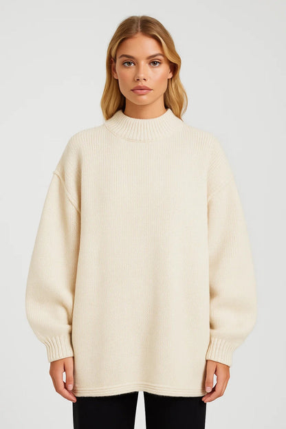 Maglione oversize a collo alto con maniche lunghe
