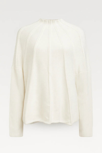 Maglione strutturato con collo alto morbido