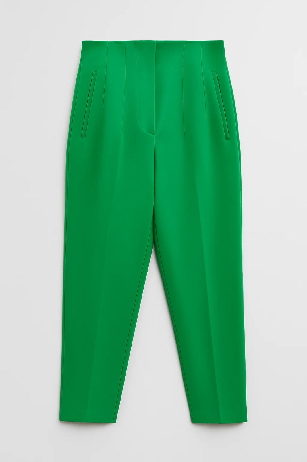 Pantaloni dritti a vita alta con pieghe frontali