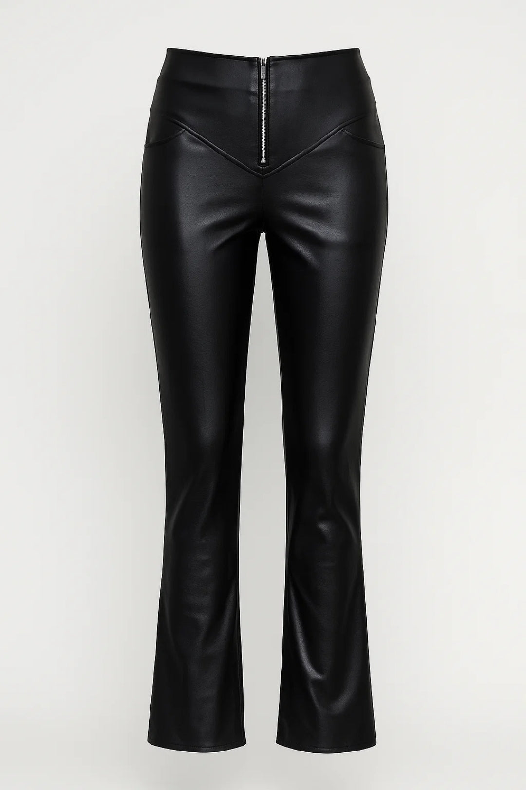 Pantaloni svasati effetto pelle con zip frontale