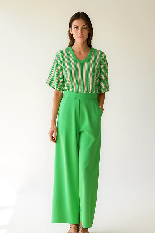 Set coordinato a righe con pantaloni ampi | Blusa fluida e vita alta