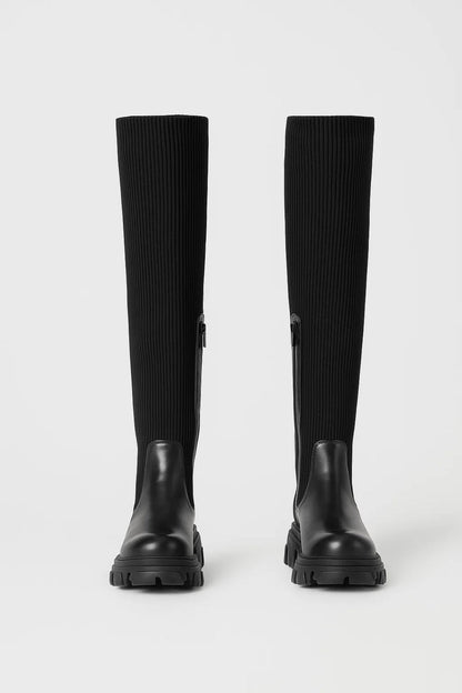 Stivali alti a coste con suola spessa