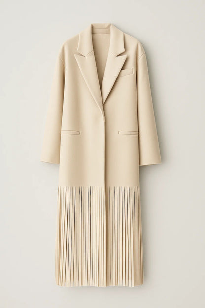 Cappotto lungo beige con frange | Eleganza moderna e originale