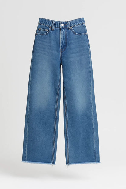 Jeans a vita alta con fondo sfrangiato e gamba ampia | Stile casual con carattere
