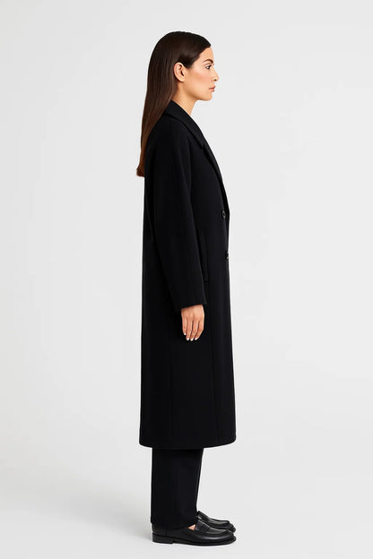 Cappotto lungo doppiopetto con revers classici