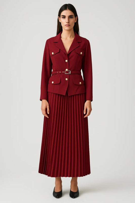 Completo elegante con blazer doppiopetto e gonna plissé | Colore bordeaux