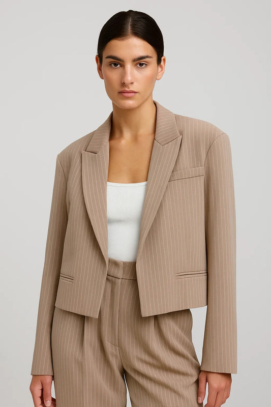 Blazer Corto a Righe | Elegante e Strutturato | Look Professionale