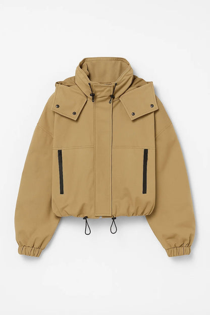 Giacca antivento beige con collo alto e coulisse regolabile